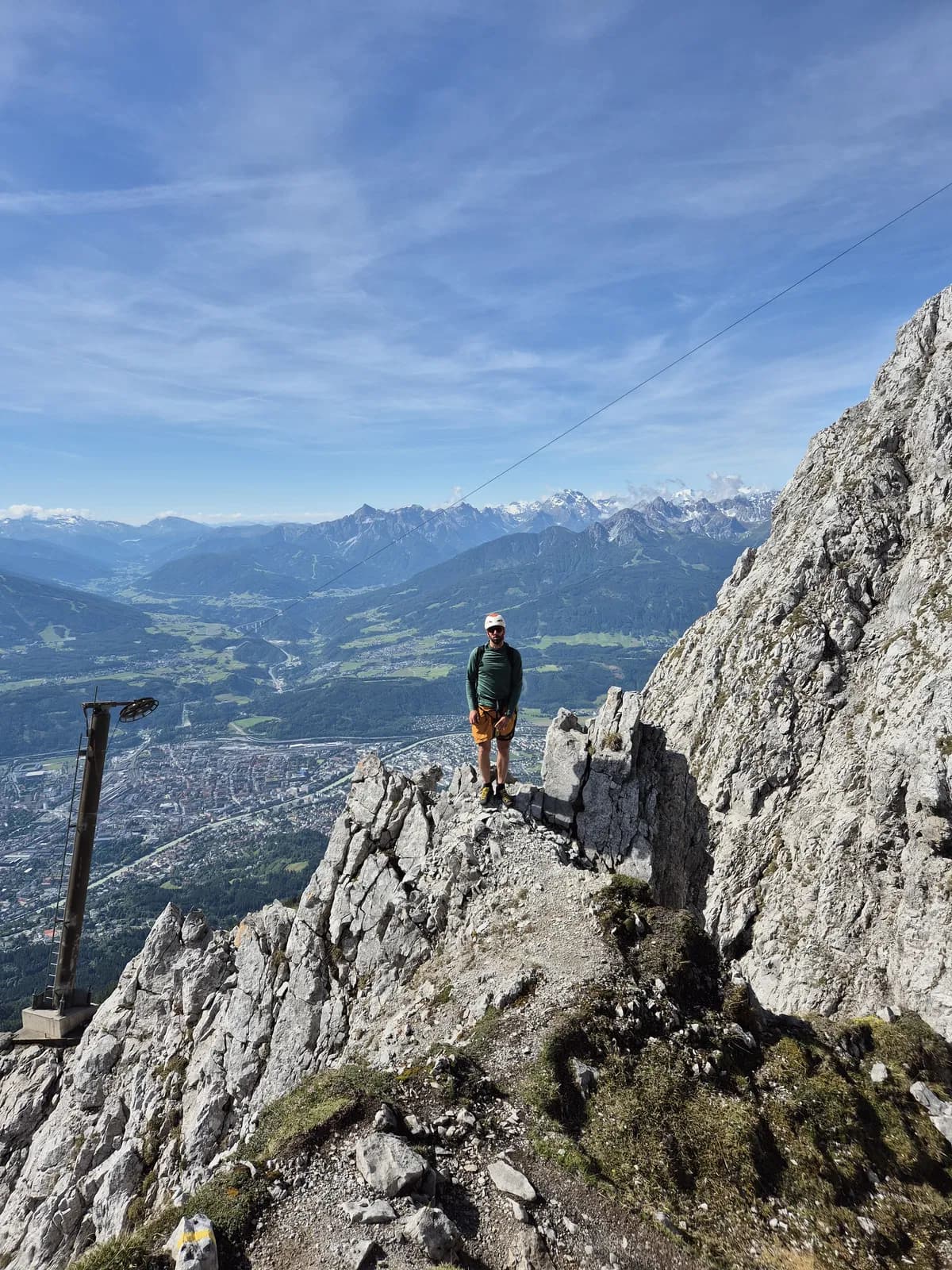 Hoch über der Stadt auf der Nordkette im Innsbrucker Klettersteig 