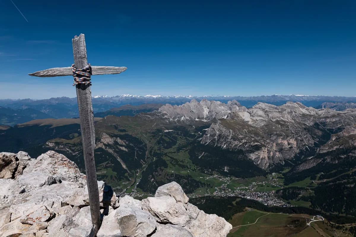 Am Gipfel des Langkofels mit den Innsbrucker Bergführern nach dem Normalweg