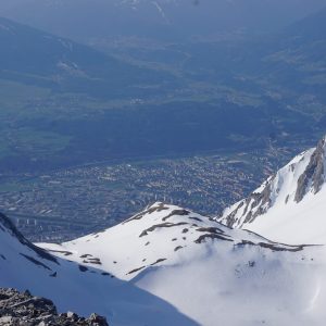 Blick von der Bergstation Hafelekar hinunter auf die Dächer Innsbrucks