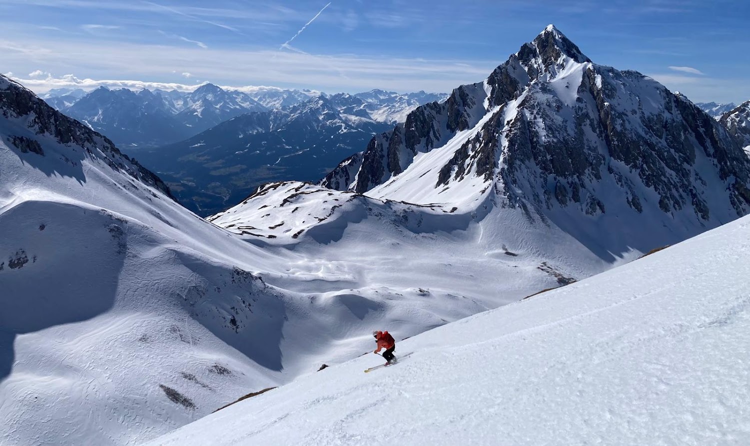 Abfahrt im Karwendel mit den Ski; Innsbrucker Runde mit Bergführer