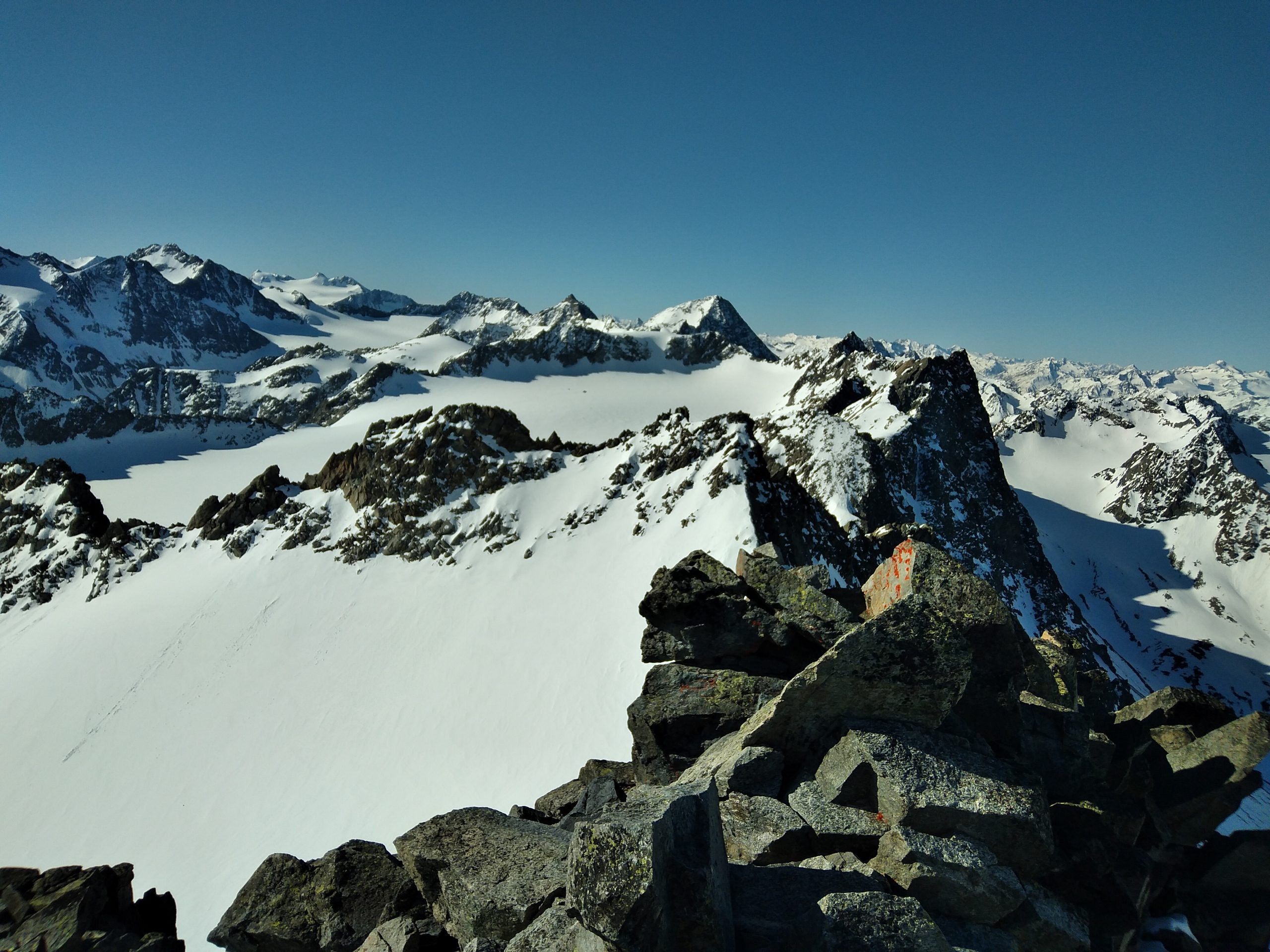 Lüsener Fernerkogel – Skitour auf einen der imposantesten Berge des Sellrain