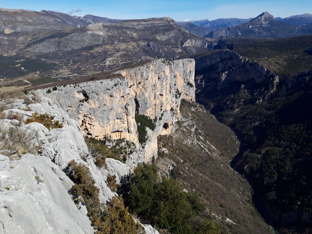 Verdon - Klettern in bestem Kalk mit Geiern über den Köpfen