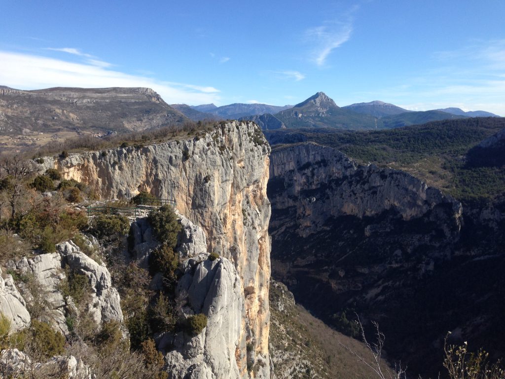 Verdon - Klettern in bestem Kalk mit Geiern über den Köpfen