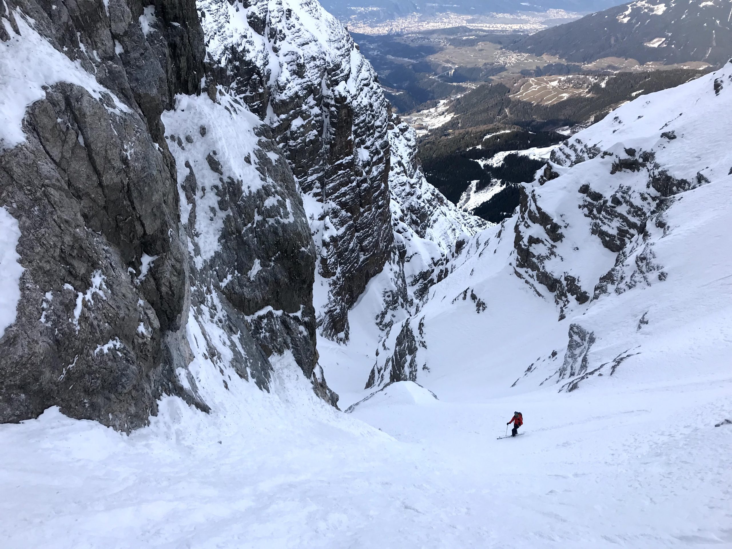 Serles Nordrinne - Steilrinnen Klassiker mit Abseilabenteuer